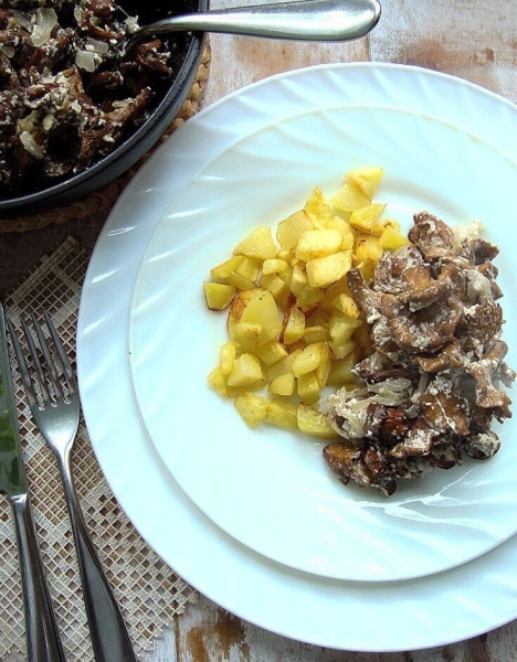 Запечённые лисички в сметане Запечённые лисички в сметане