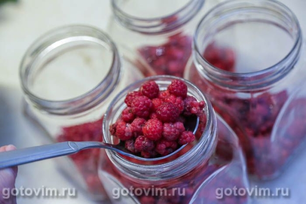 Компот из малины и красной смородины на зиму