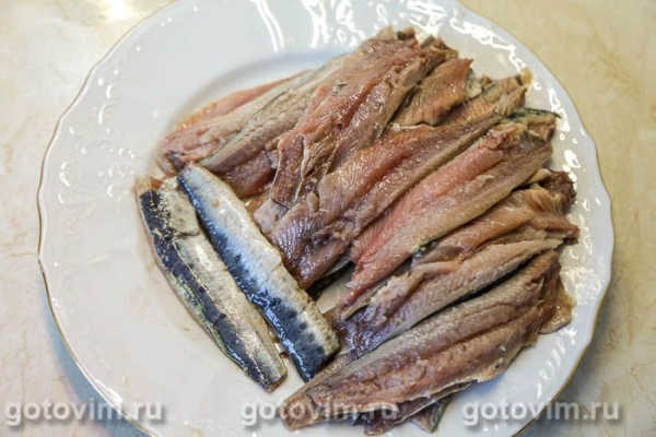 Иваси соленая (со свеклой) Иваси соленая (со свеклой)