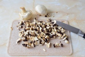 Слоеный пирог с курицей и грибами Слоеный пирог с курицей и грибами