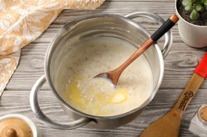 Геркулесовая каша на молоке Геркулесовая каша на молоке