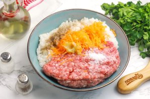 Ежики в сливочном соусе