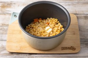 Гороховая каша с морковью и луком в мультиварке Гороховая каша с морковью и луком в мультиварке