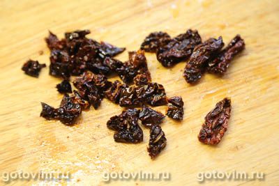 Рулет мясной с вялеными томатами и сыром Рулет мясной с вялеными томатами и сыром