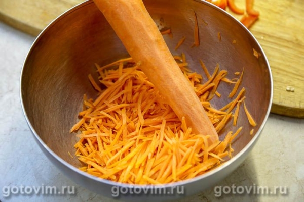 Салат из красной фасоли с маринованной морковью и сладким перцем Салат из красной фасоли с маринованной морковью и сладким перцем