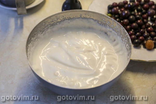 Бисквитный пирог с крыжовником Бисквитный пирог с крыжовником