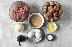 Мясной рулет с грибами