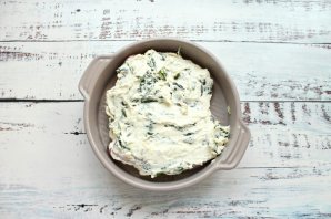 Грудка индейки со шпинатом и крем-чизом Грудка индейки со шпинатом и крем-чизом