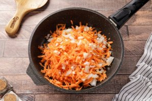 Кислые щи из квашеной капусты Кислые щи из квашеной капусты