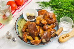 Маринованные маслята Маринованные маслята