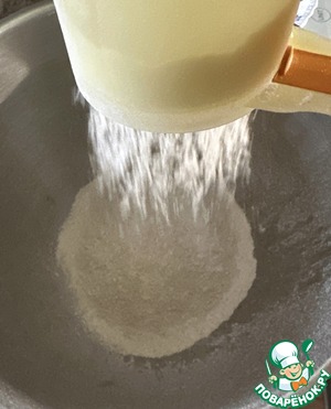 Тарт с клубникой и сметанной заливкой Тарт с клубникой и сметанной заливкой