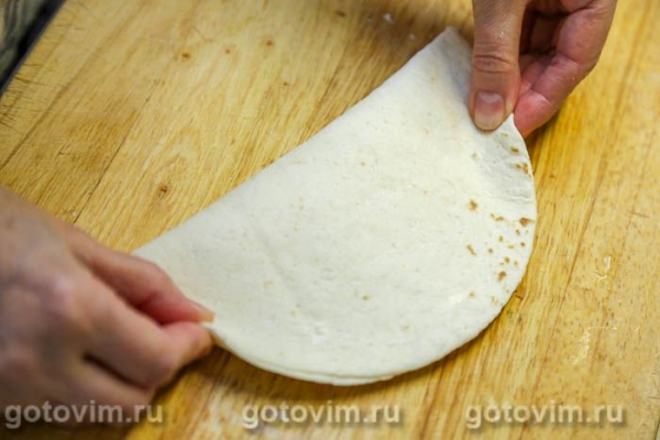 Чебуреки из лаваша «4 сыра» Чебуреки из лаваша «4 сыра»