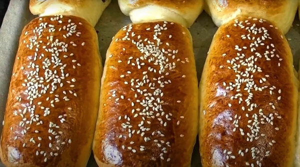 Рулетики с изюмом: нежный десерт для застолья. Тесто подходит для любой выпечки