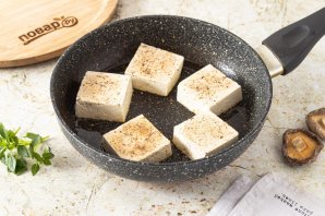 Тофу фаршированный шиитаке Тофу фаршированный шиитаке