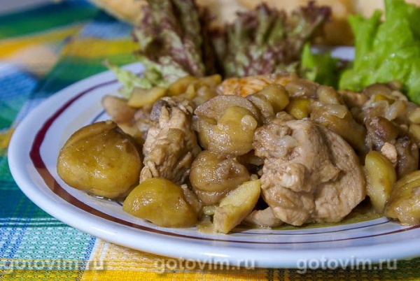Курица с каштанами