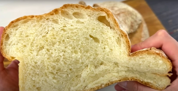 Такой хлеб готовила только моя прабабка. Воздушный и ароматный хлеб: съедается за 5 минут Такой хлеб готовила только моя прабабка. Воздушный и ароматный хлеб: съедается за 5 минут