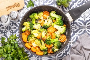 Брокколи с морковью