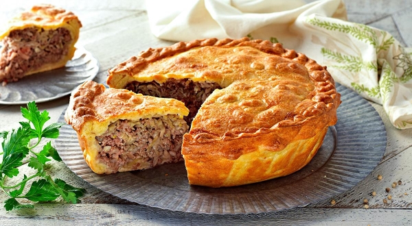 Простой пирог на кефире с мясом, пошаговый рецепт с фото Простой пирог на кефире с мясом, пошаговый рецепт с фото