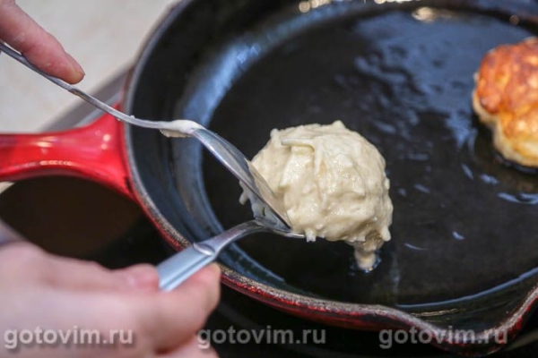 Ленивые пирожки с тертыми яблоками Ленивые пирожки с тертыми яблоками