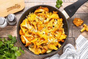 Крем-суп из лисичек Крем-суп из лисичек