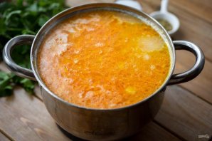 Суп с кукурузной крупой и курицей Суп с кукурузной крупой и курицей