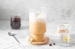 Молочный кофе гляссе Молочный кофе гляссе