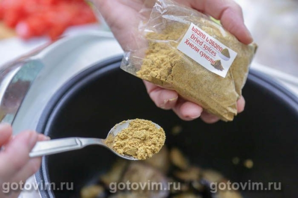 Мясо с баклажанами по‑грузински в мультиварке