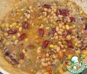 Фасоль с карамелизованным чесноком и цуккини Фасоль с карамелизованным чесноком и цуккини