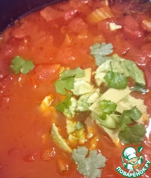 Фасолевый суп с авокадо и лаймом Фасолевый суп с авокадо и лаймом