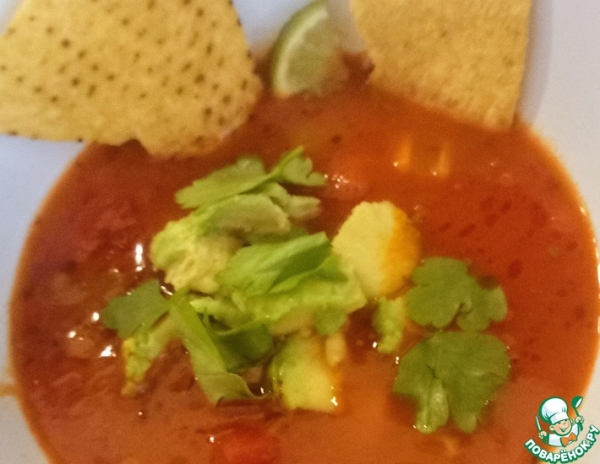 Фасолевый суп с авокадо и лаймом Фасолевый суп с авокадо и лаймом