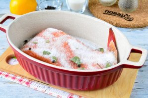 Соленая красная рыба Соленая красная рыба