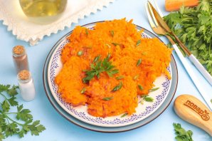Постные морковные оладьи
