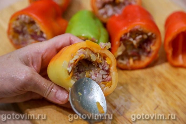 Фаршированные перцы в микроволновке