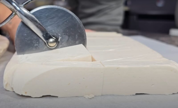 Полезный десерт. Натуральные яблочные конфеты без желатина Полезный десерт. Натуральные яблочные конфеты без желатина