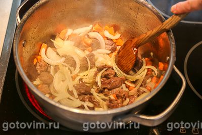 Плов с говядиной, тыквой и изюмом Плов с говядиной, тыквой и изюмом