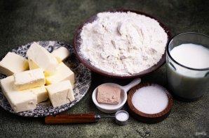 Домашнее слоеное дрожжевое тесто на молоке Домашнее слоеное дрожжевое тесто на молоке