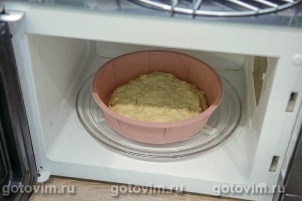 Десерт порционный с бисквитом и заварным кремом (Трайфл) Десерт порционный с бисквитом и заварным кремом (Трайфл)