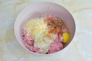 Котлеты из индейки с картофелем и грибами Котлеты из индейки с картофелем и грибами