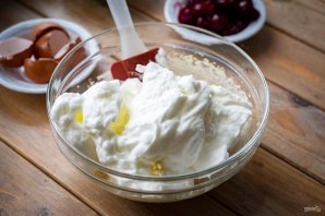 Пирог с вишней без глютена Пирог с вишней без глютена