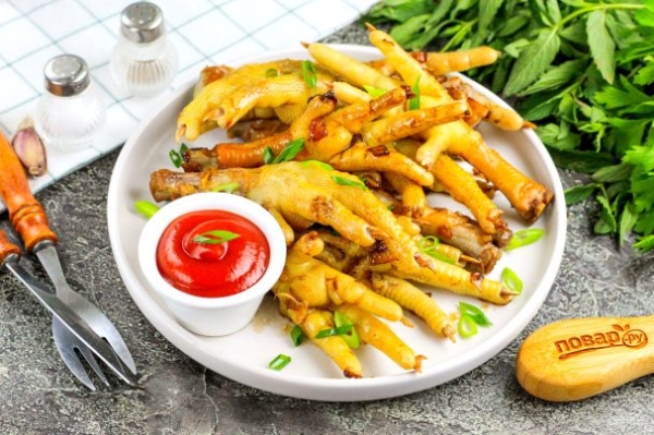 Закуска из куриных лапок Закуска из куриных лапок