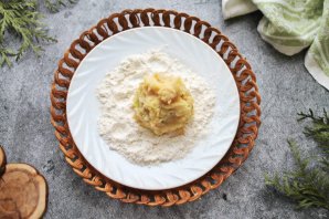 Картофельные котлеты с сыром и ветчиной Картофельные котлеты с сыром и ветчиной