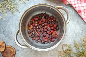 Компот из шиповника
