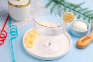 Коктейль "Банана мама"