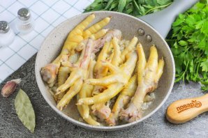 Закуска из куриных лапок Закуска из куриных лапок