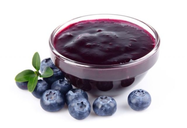 Простое желе из черники с желатином Простое желе из черники с желатином