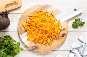 Капуста, квашенная со свеклой Капуста, квашенная со свеклой