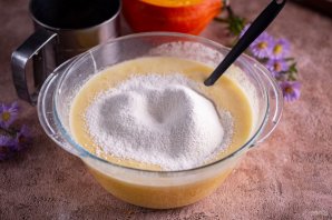 Быстрый сладкий пирог на кефире с тыквой