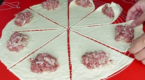 Научила всех подруг так готовить. Слоеная самса к чаю: быстро, красиво и вкусно Научила всех подруг так готовить. Слоеная самса к чаю: быстро, красиво и вкусно