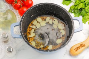 Помидоры консервированные