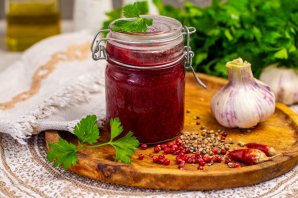 Соус к мясу из красной смородины Соус к мясу из красной смородины